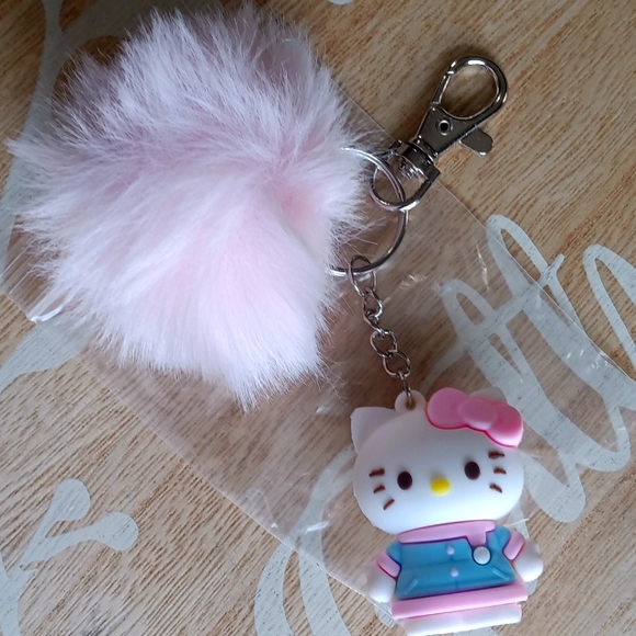 Hello Kitty ~ 2 Pc SET 💕🎉 - Picture 3 of 3